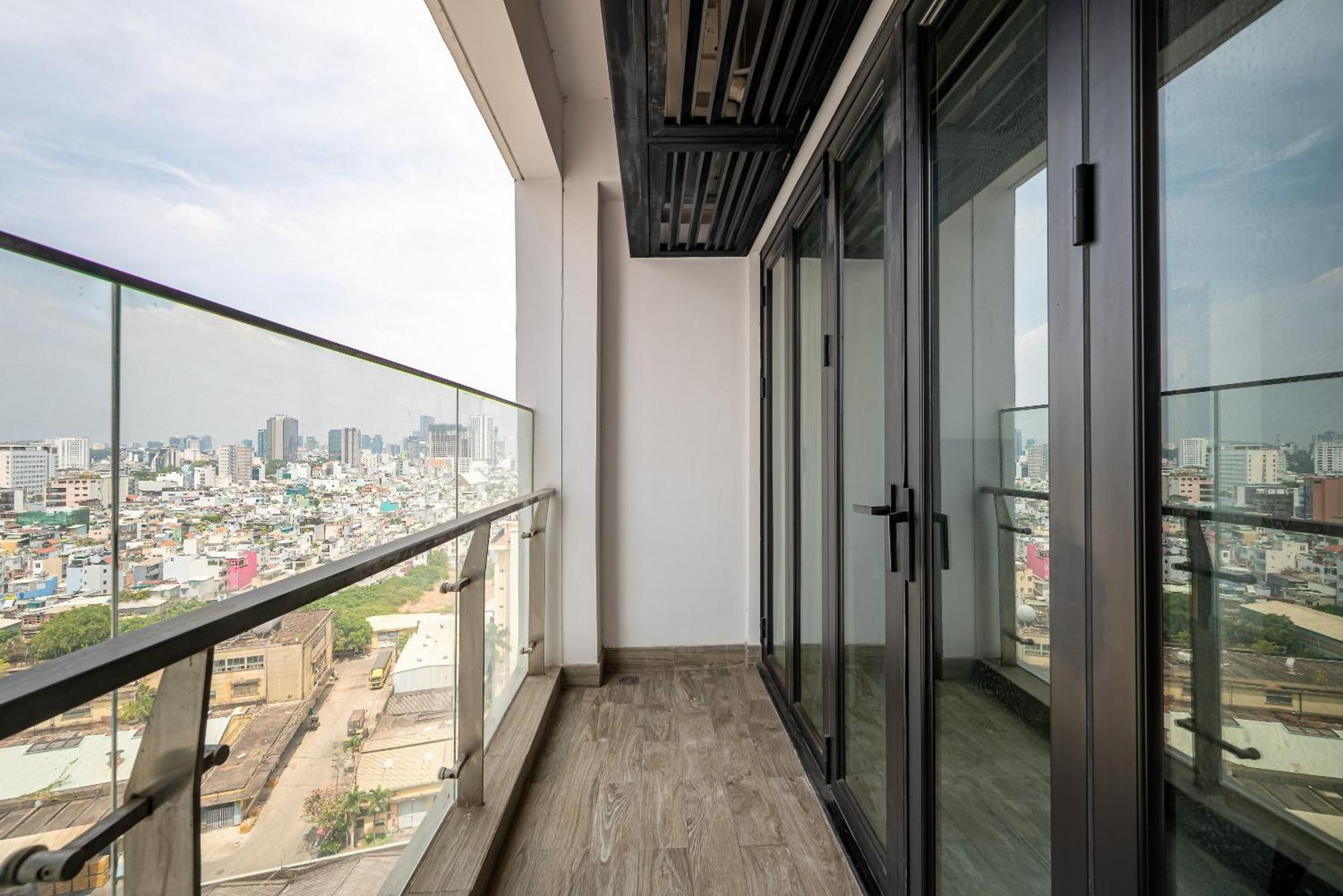 Apartment Zenity Riverside - Angia Hospitality