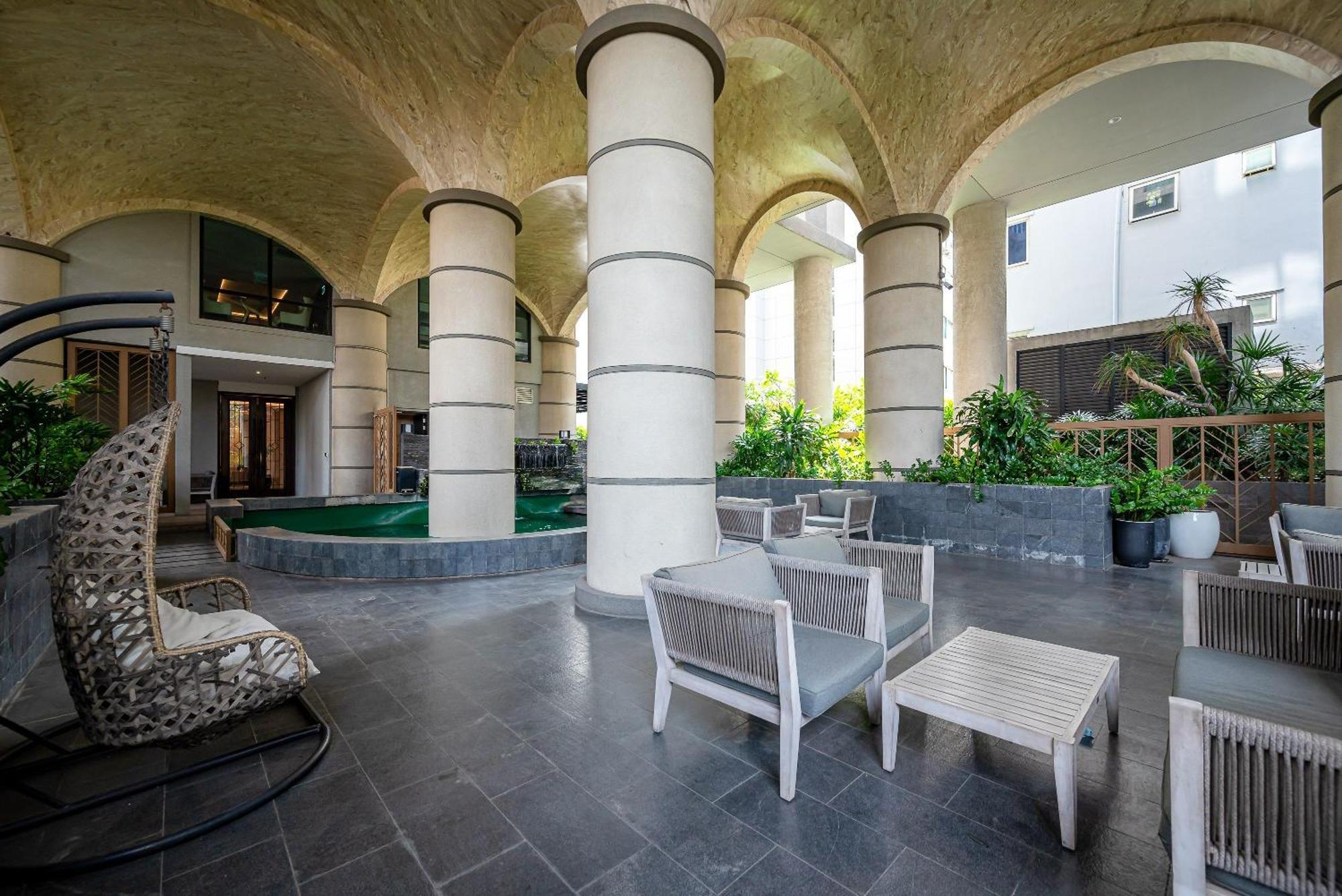 Zenity Riverside - Angia Hospitality